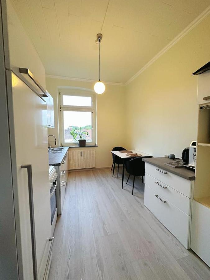 2 Schlafzimmer Waschenspuelmaschine * Duisburg